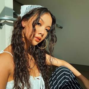 Meet your Posher, Victoria